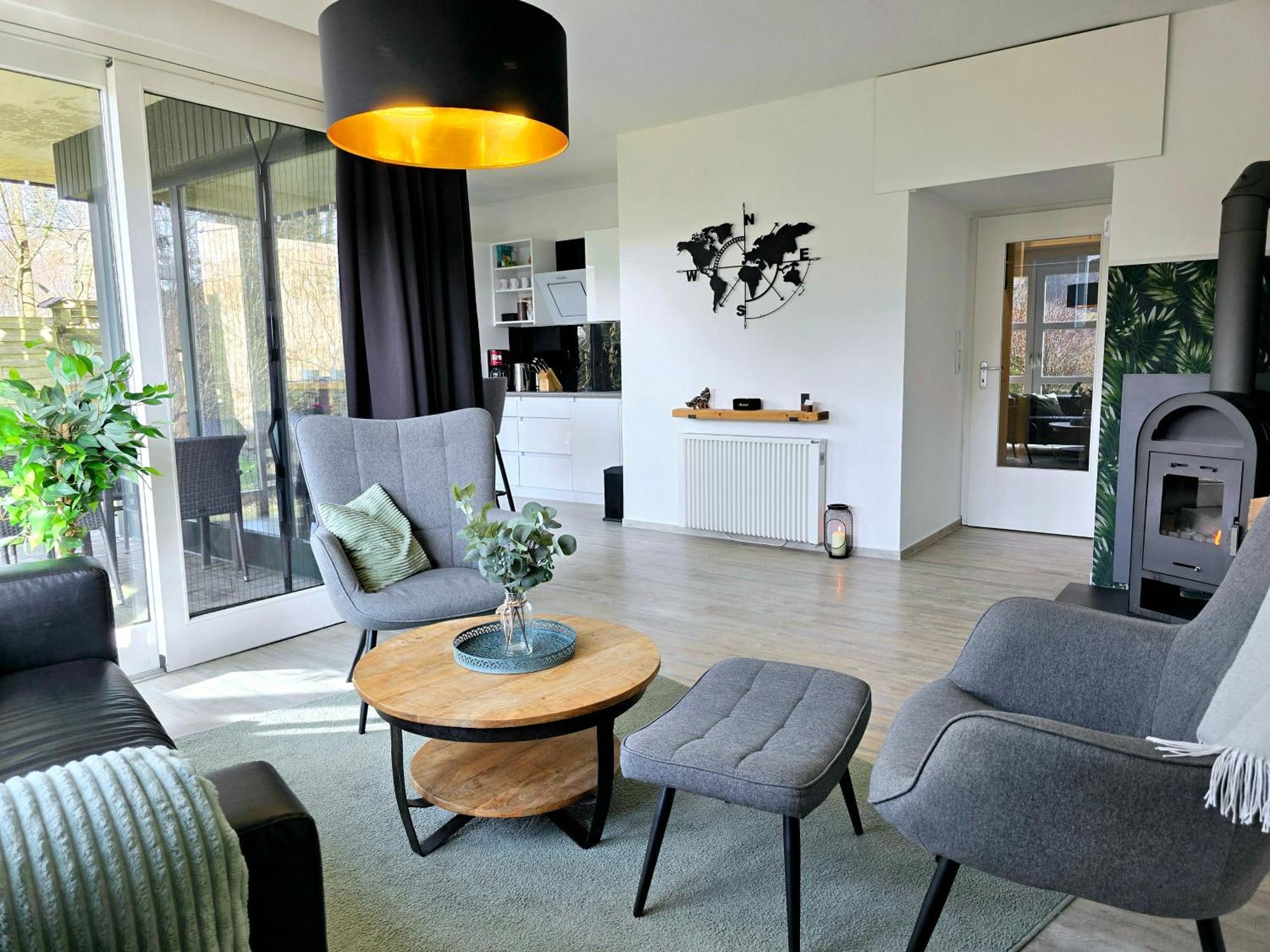 Ferienwohnung Fuchsbau Mit Kamin & Terrasse & Hunde Winterberg Eksteriør billede